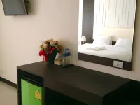 The Capital Hotel Hotels in Roi Et