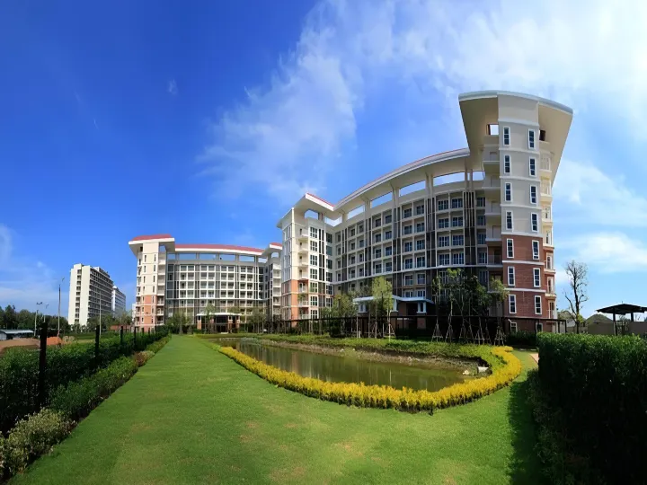 Grow Residences