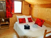 In CHALET PRIVÉ Mon RÊVE appart 6/8 p domaine de l'Alpe d'Huez.