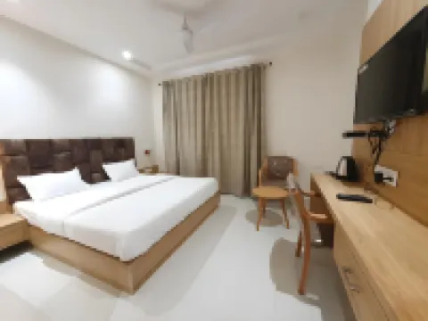 Hotel Scarlet