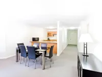 Nautilos on the Harbour Hotels in Newcastle