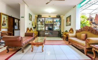 Hotel Candra Adigraha