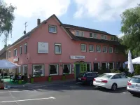 Glashütten Hotel Hotels near Rotes Kreuz