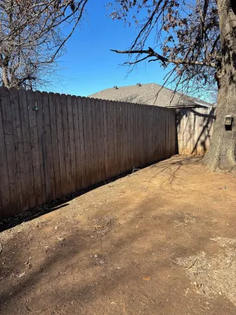 Charming 2-bedroom condo in pleasant Norman with WiFi, AC