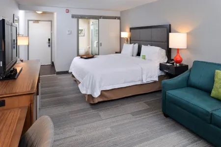 Hampton Inn & Suites by Hilton Calgary-University Northwest Отели рядом с достопримечательностью «Университет Калгари»