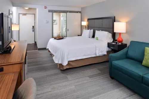 Hampton Inn & Suites by Hilton Calgary-University Northwest