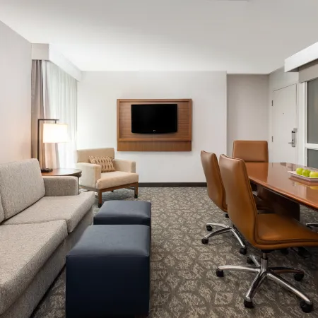 Embassy Suites by Hilton Portland Airport