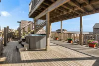 Gatsby's - Upper  Level Unit of A Dual Unit Home