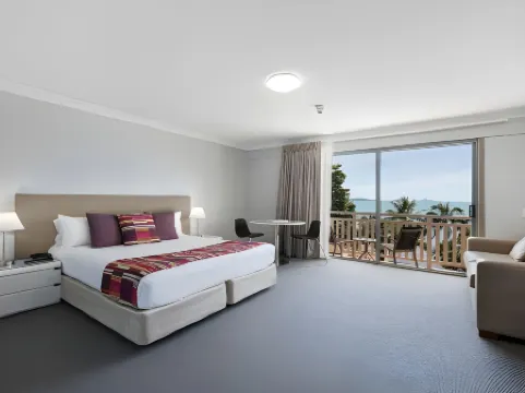 Airlie Beach Hotel