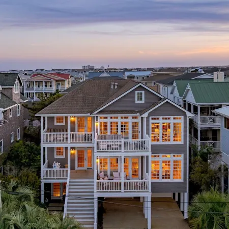 Wrightsville Beach Condo - Steps from the Beach!