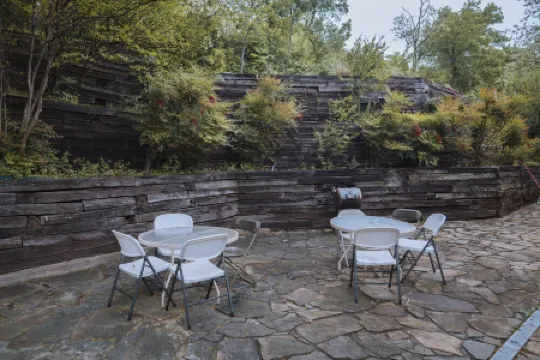 7,000 Sqft At 'The Columns' Estate In South Tulsa