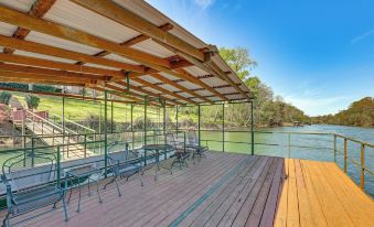 Private Dock: 'the River House' in Heber Springs!