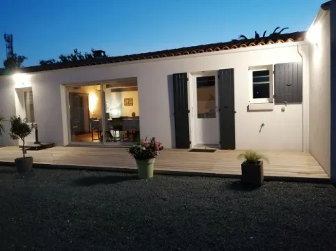 House 140m2 3 Bedrooms Living Room of 62m 2, above Ground Pool. Hotels in Saint-Denis-d'Oleron