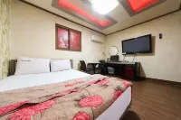 Kyungpook National University Rich Hotels near Daegu Intl. Airport