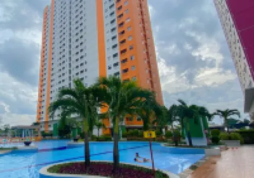 Green Pramuka city by PandaRoom