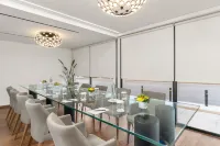 아테네움 럭셔리 호텔