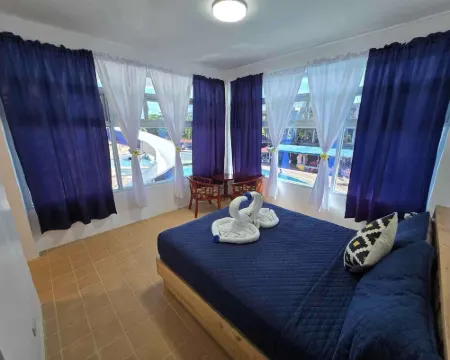 The Blessed Purple Bamboo Beach Resort Hoteles en Alaminos