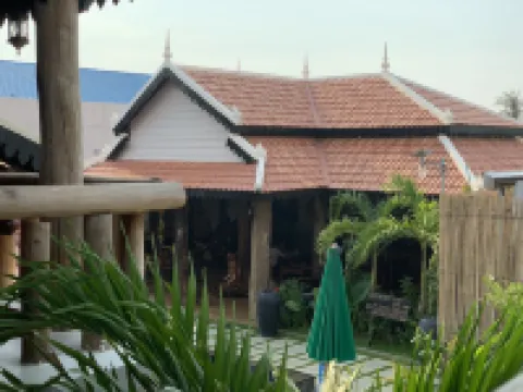 Moloppor Villa Hotel a 