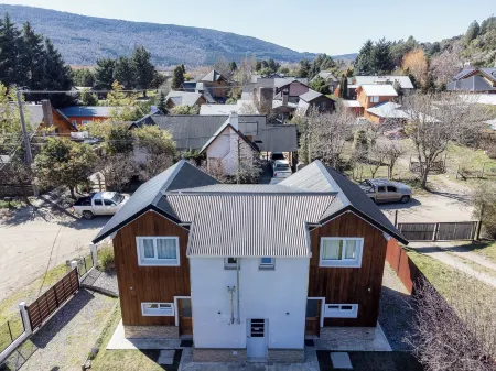 Cozy Mountain Cabins 5 Min from Downtown SMA-cm by Apartments Bariloche