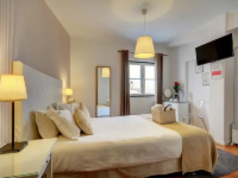 อินน์ ไบโร อัลโต - BA สวีท โรงแรมในลิสบอน