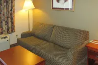 Econo Lodge Inn & Suites Hotels in Manchester