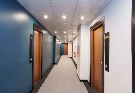 호텔 객실 내부 이미지 2