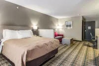 Quality Inn & Suites Grove City-Outlet Mall - Wifi