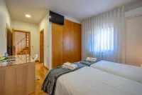 Central Suites Arouca Hotels in Arouca