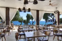 Valtos Beach Hotel