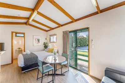 Big4 Tasman Holiday Parks - Bendigo Hotels in White Hills