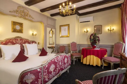 โรงแรมเลมาร์ชาล