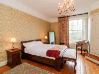 Preston House Hotels in Glebe