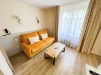 Hôtel Spa & Restaurant Ô Pervenches Hotels in Challes-les-Eaux