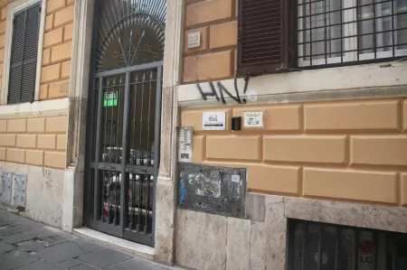 Roma Vespahouse