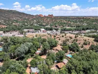 Town-N-Country Cottages