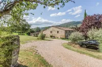 Il Casale Di John Hotel in zona La Rocca