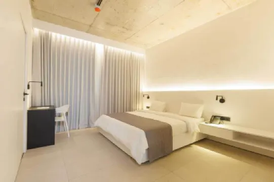 라 클라르테  호텔