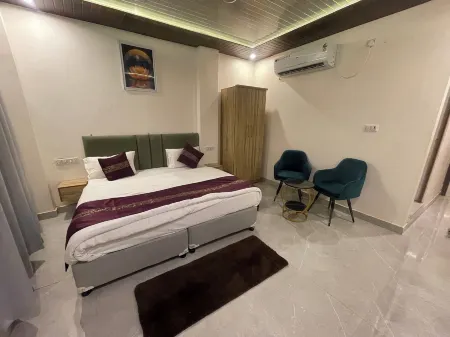 The Kashi Stays Отели в г. Сойепур