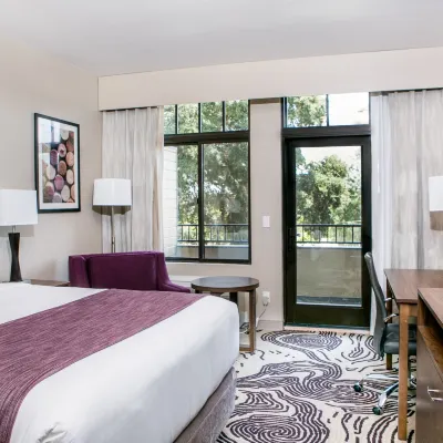 Hotel Siri Downtown - Paso Robles Hotels near Salinas River