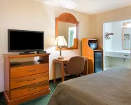 Quality Inn Petersburg Fort Lee Area