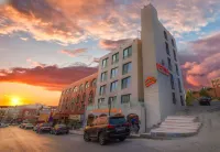 Petra Boutique Hotel Hotels near Al-Middah farm and chalet