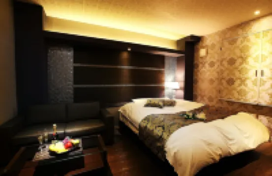 Hotel l'Eclair (Adult Only)