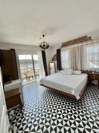 Villa Veria Отели в г. Чешме