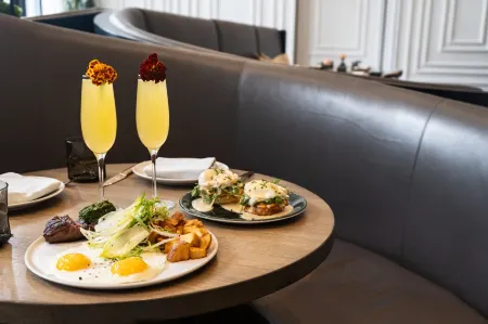 Daxton Hotel Birmingham, Curio Collection by Hilton