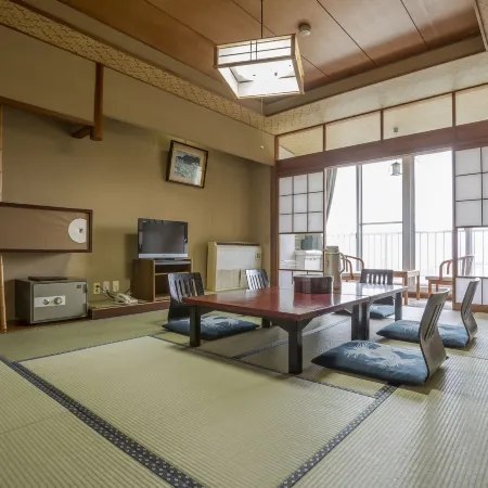 Tsuruga Tunnel Onsen Kitaguni Grand Hotel
