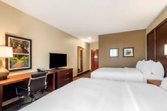 Comfort Inn & Suites