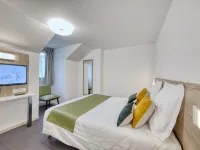 Alba Hôtel Lac d'Orient 奧布省酒店