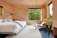 Wild Rice Retreat Hotels near Halvor Reiten Park and Public Beach
