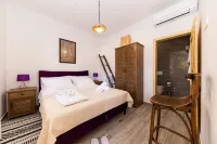 Villa Maza Hotels in Pasman