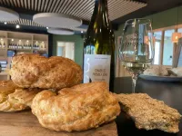 Les Appartements du Domaine Gueguen Hotels in Yonne